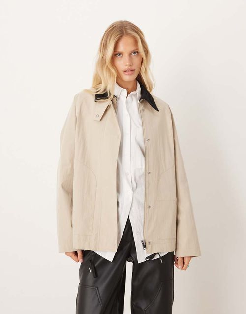 Cotton mix barn jacket with contrast collar in beige-Neutral
