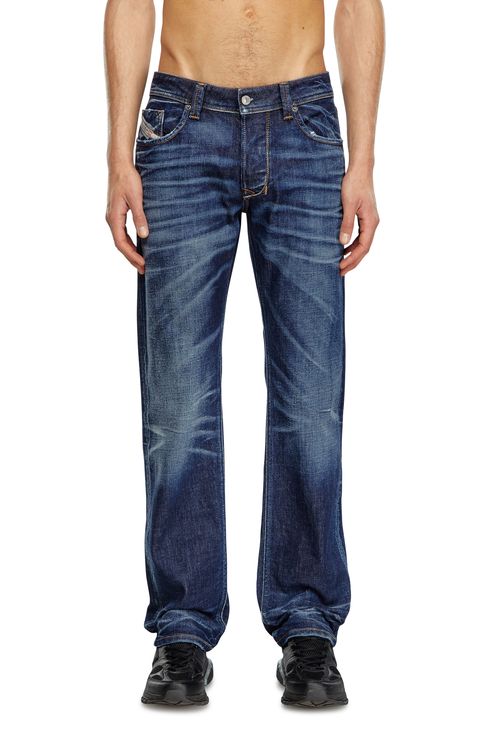Straight Jeans