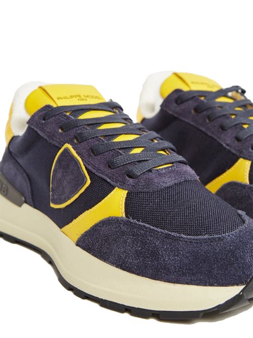 Sneaker — Blue