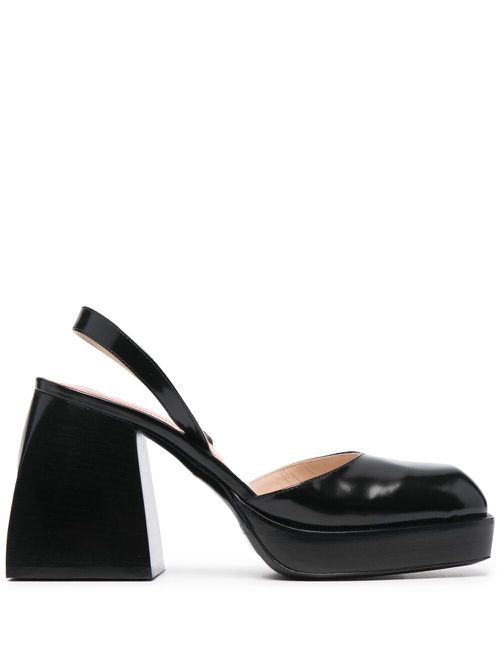 High-shine finish pumps - Black