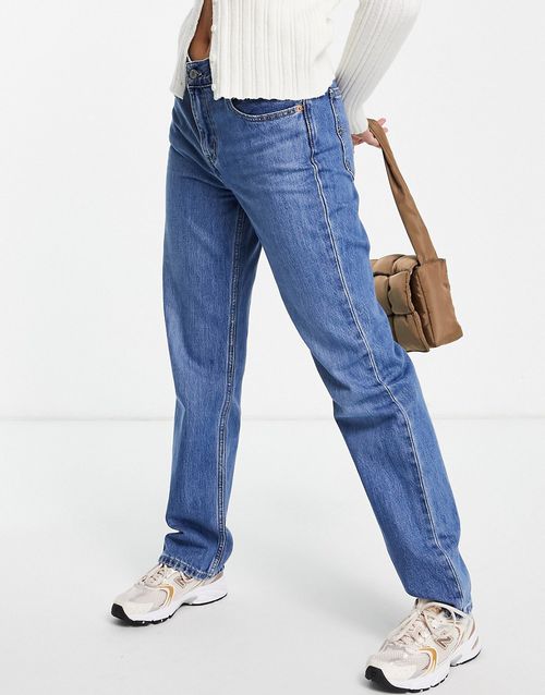 Low pro straight leg jeans in mid wash-Blue