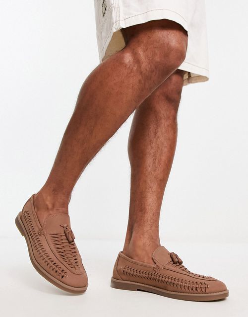 Tassel loafer in brown