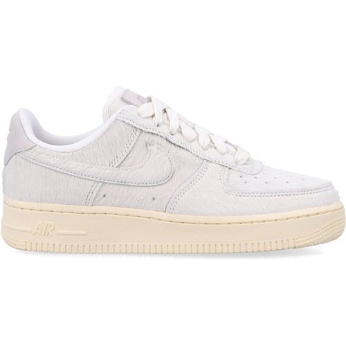 Nike Sneaker