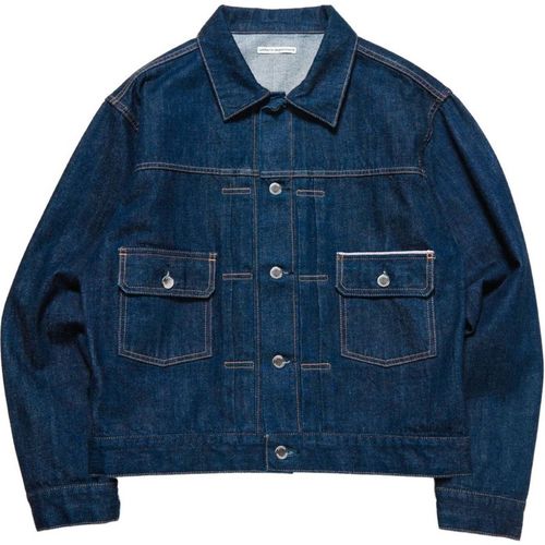 Button-up denim jacket