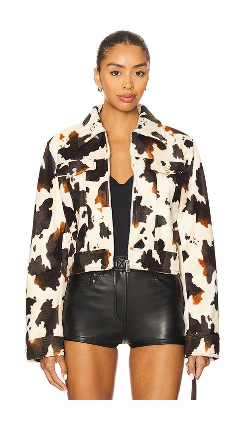 Superdown chaqueta leah en color cream,black XS también en L, M, S