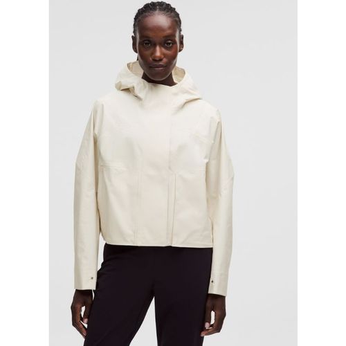 Lululemon – Women's Rain Chaser Jacket – Color White