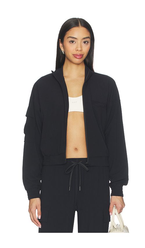Splits59 Peaches Airweight Cargo Jacket in Black. S. Also in