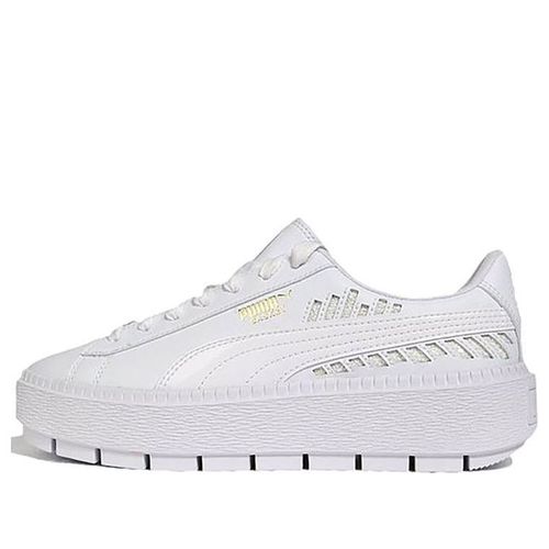 (WMNS) Platform Trace Metallic C Sneakers White