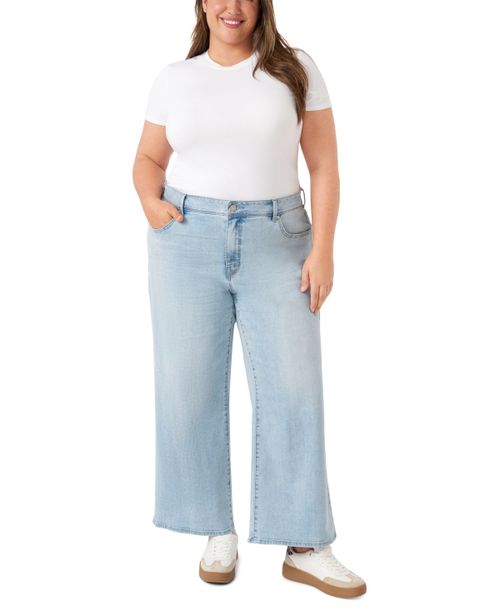 Plus Size Loose Sneaker Jeans - Free Spirit Light Wash