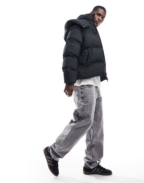 Essentials puffer jacket in black