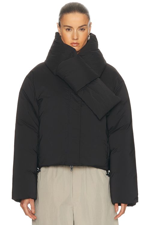 Alexander Wang Cropped Puffer Jacket in Black - Black. XS also in L