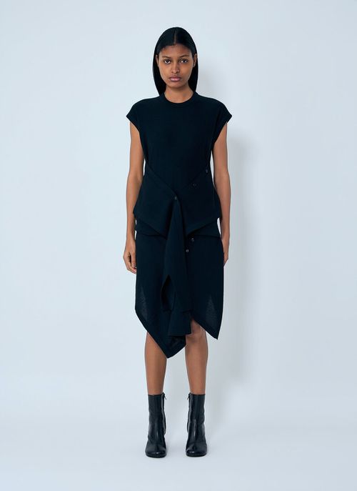 Sleeveless Buttoned Top