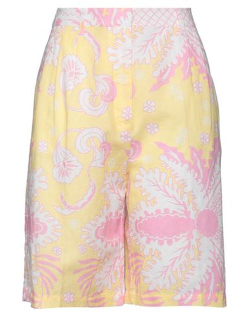 Woman Shorts & Bermuda Shorts Yellow Size 6 Cotton