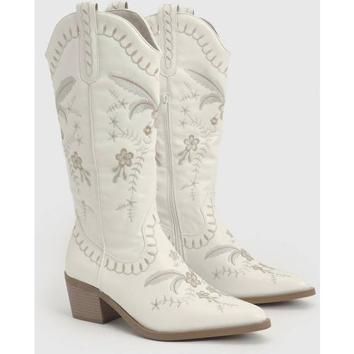 Boohoo Women's Embroidered Detail Calf High Western Boots in White