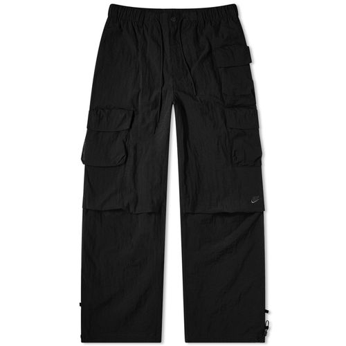 Men's Tech Pack Woven Mesh Pants in Black
