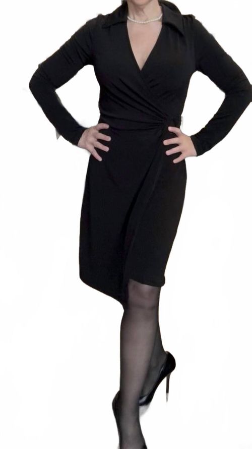 Ring Detail Wrap Dress In Black