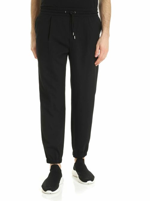 Pleated trousers in black