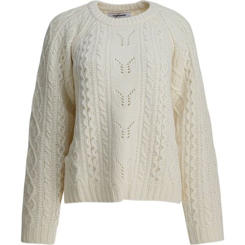 Sandbeige Strickwaren