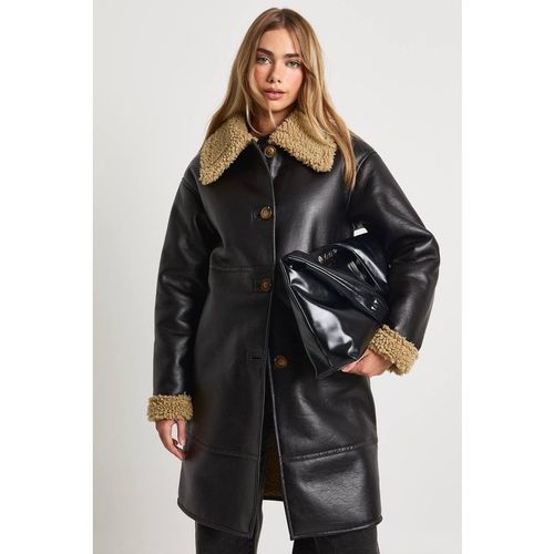 Boohoo Women's Pu Longline Fur Trim Aviator Jacket in Black