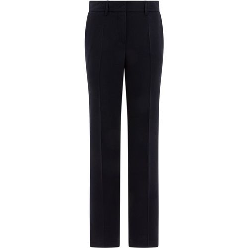 F. es Hose
