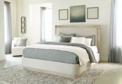 Hennington King Upholstered Bed, Bisque