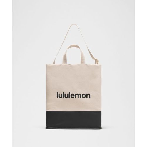 Lululemon – Canvas Market Tote Bag 19L – Color Black/White