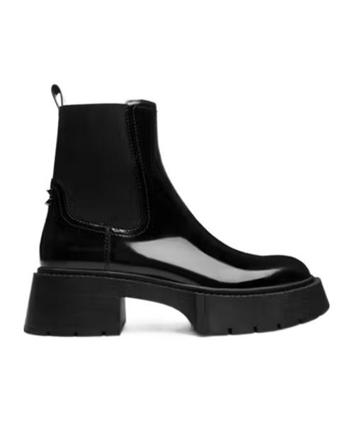 Lug-sole leather chelsea boots