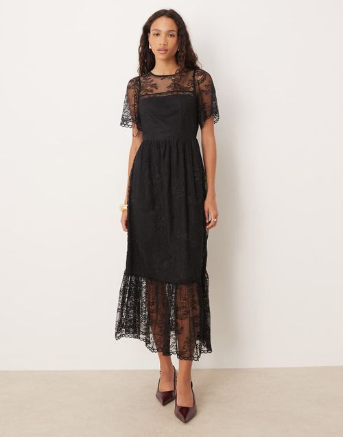 Short sleeve lace midi dress in black