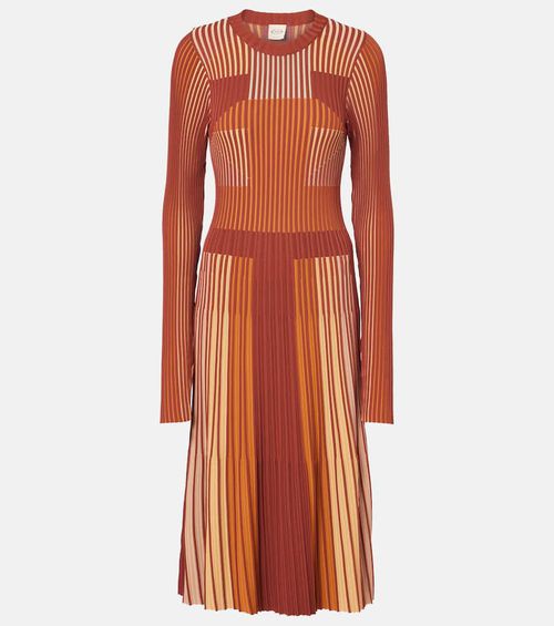 Knitted pleated midi dress