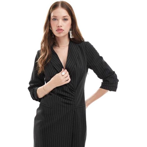 Miss Selfridge Womens blazer dress with ruched detail in pinstripe - Multicolour