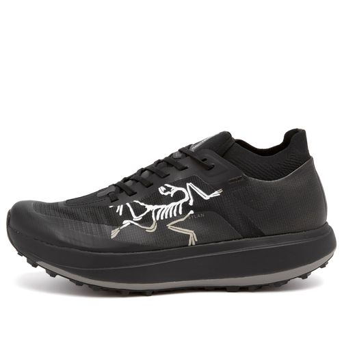 Men's Arcteryx Sylan Pro Sneakers in Black/Black
