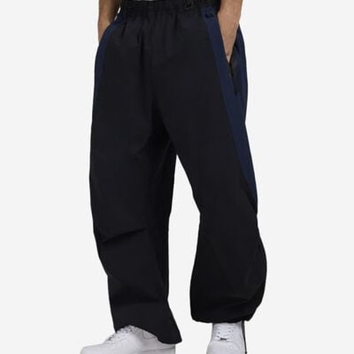 Men's Tech Dri-FIT Woven Color-Block Oversized Pants in Black