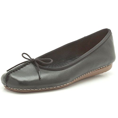 Clarks Women's Freckle Ice Ballet Flats