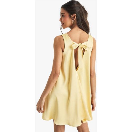 Boohoo Women's Textured Satin Slash Neck Tie Back Swing Dress in Lemon