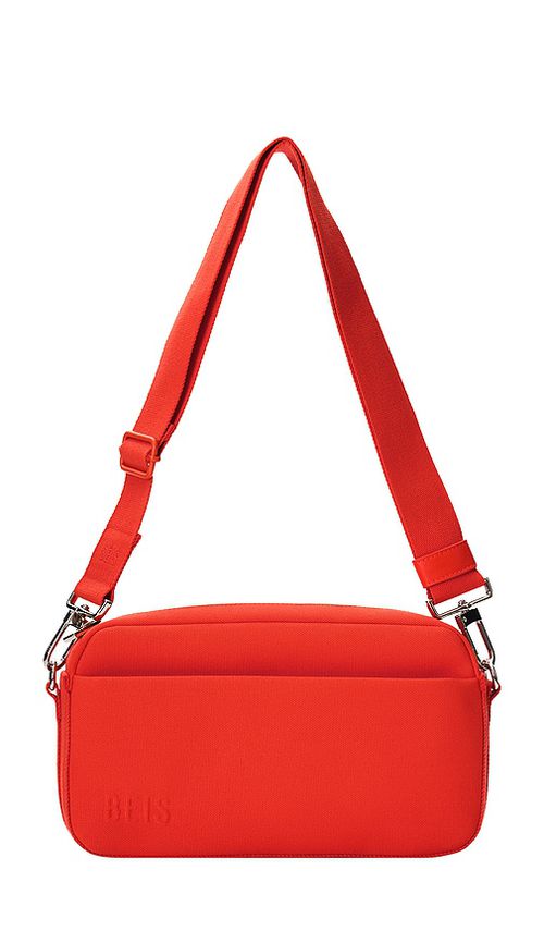 BEIS The Travel Crossbody Bag in Red