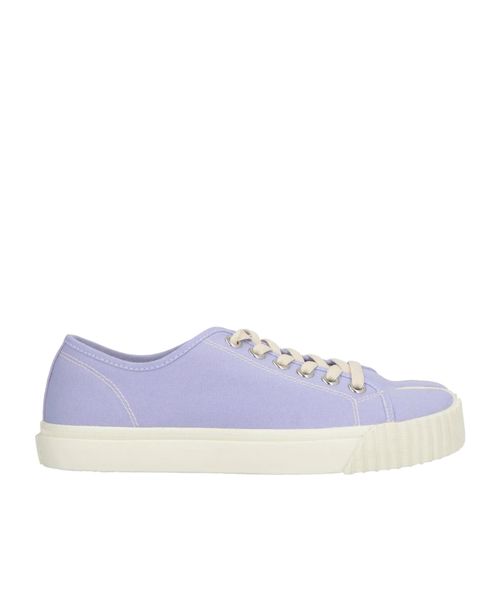 Low-top trainers