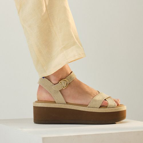 The CrissCross Lightweight Wedge Sandal in Brown/Neutral