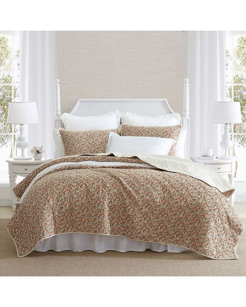 Loveston Reversible Quilt Set