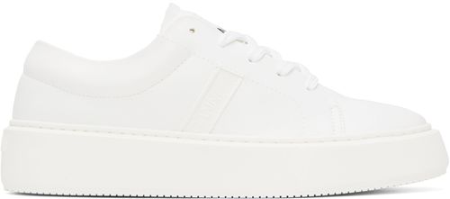 White sporty sneakers