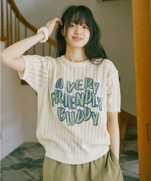 GRAPHIC KNIT