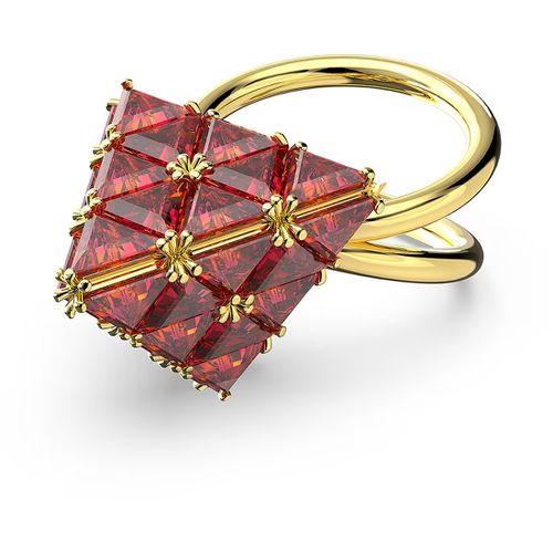 Ladies Curiosa Triangle Cut Red Cocktail Ring