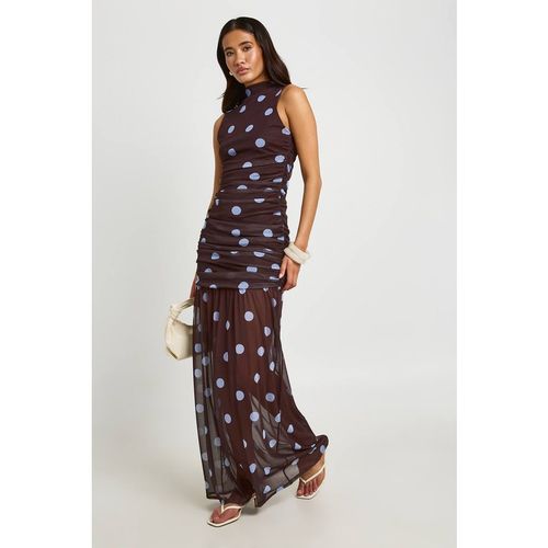 Boohoo Women's Tonal Polka Dot Ruched Bodice Maxi Dress in Chocolate