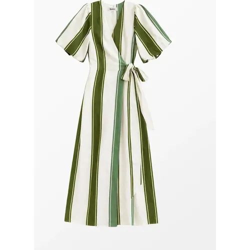 RO&ZO Women's Petite Green Stripe Linen Blend Wrap Dre
