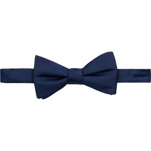 Pretty bow tie Michael Kor