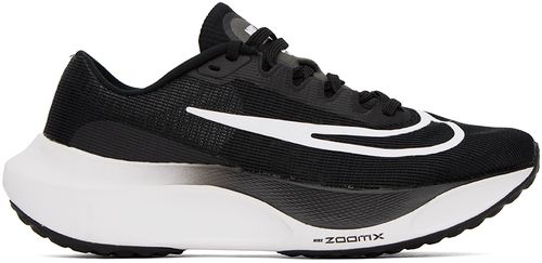 Black Zoom Fly 5 Sneakers