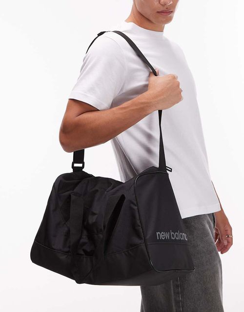 Duffle bag in black