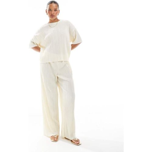 Only Womens plisse wide leg trousers co-ord in buttermilk - White