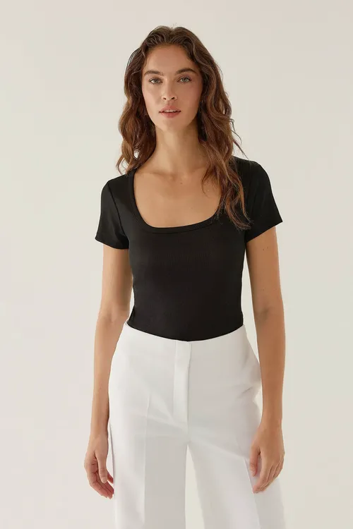 Black Square Collar Bodysuit Women