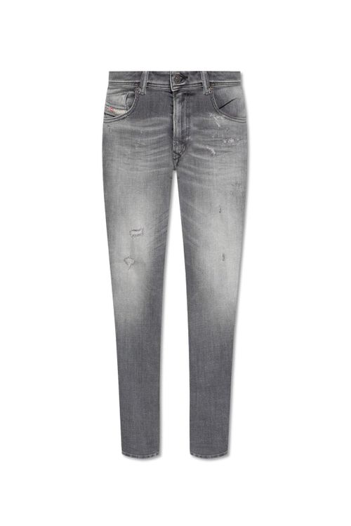 1979 Sleenker Skinny Distressed Jeans