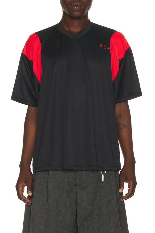 Commission Pulled Soccer Tee in Black & Red - Black. M also in